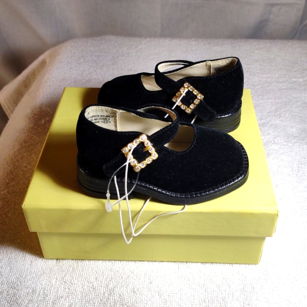 Girl's Fancy Black Gold/Rhinestone Buckle Size 2 by Honors